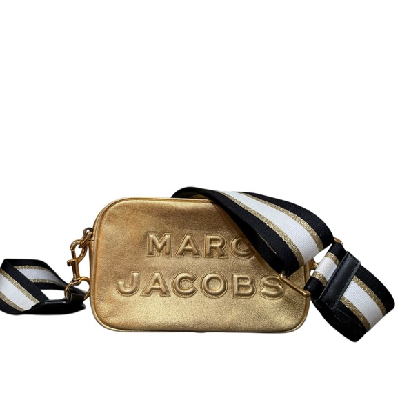 Marc Jacobs Handbags - ❌sold❌Marc Jacobs FLASH Gold Metallic Leather Camera Crossbody Bag